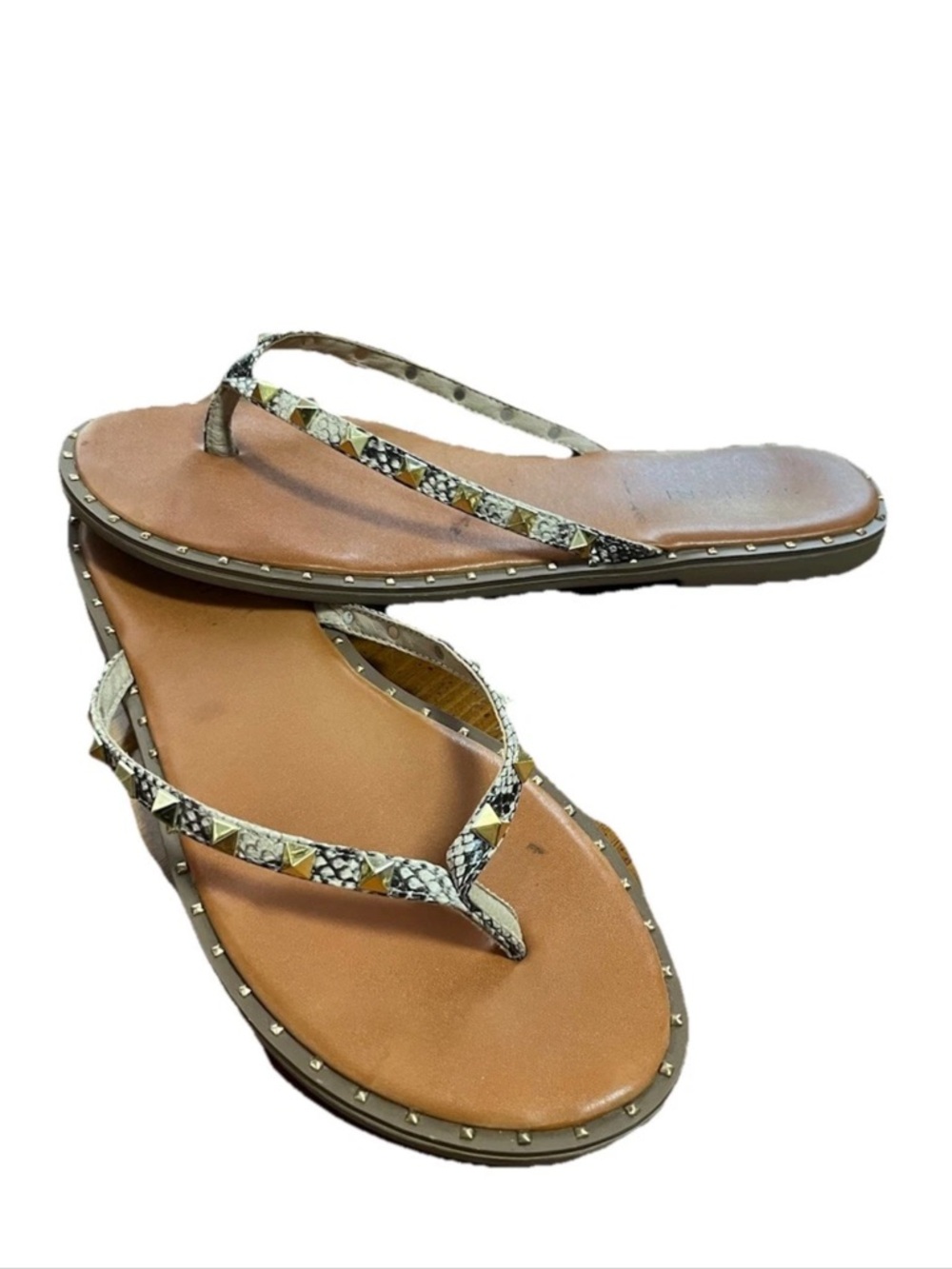 Tahari Patsi Snakeskin Gold Studded Flip Flop Sandals Women’s Size 10